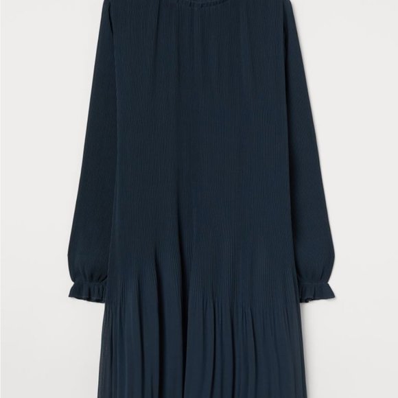 H&M Pleated Mini Dress - Picture 2 of 5